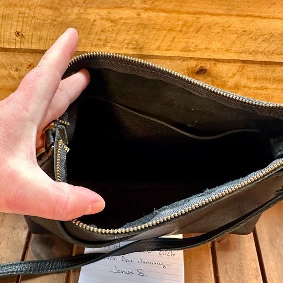 Portland Leather Black Crossbody Bag - Picture 4 of 5